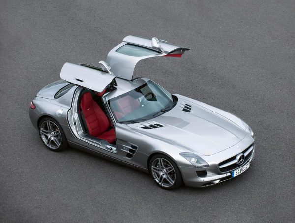 MERCEDES-BENZ MILESTONES BOOK - Image 4