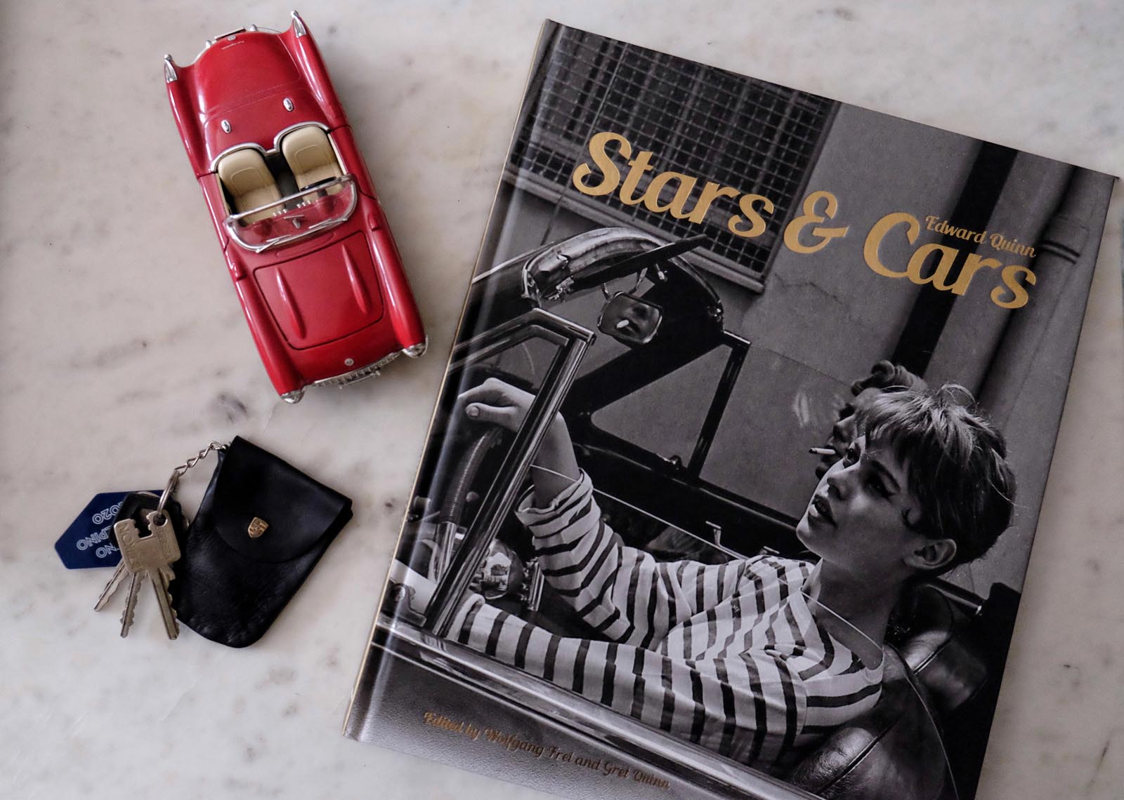 STARS & CARS BOOK - Image 2