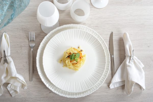 WHITE DINNER PLATE FLORA 26.6 x 26.6CM S/6