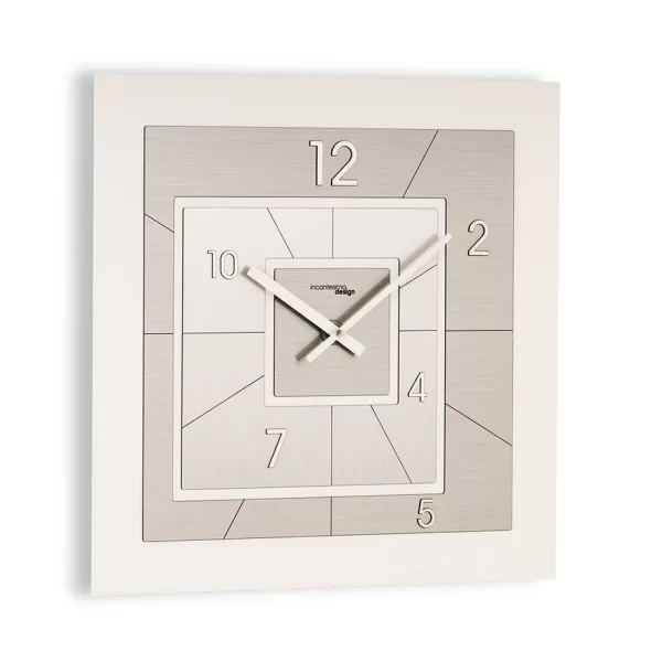 196 CV: NEXUS VANILLA - CHAMPAGNE CLOCK