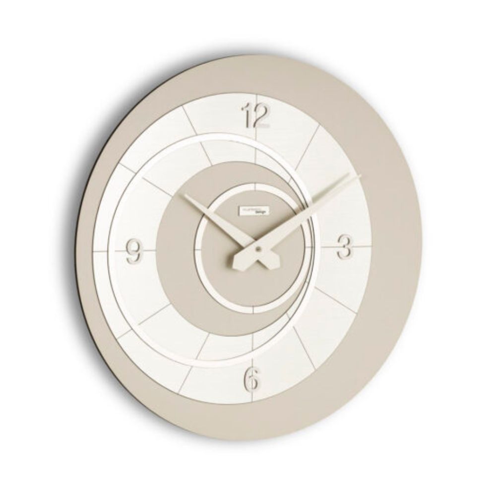 306 TRC: ECLIPSIS DOVE GREY CHAMP. CLOCK