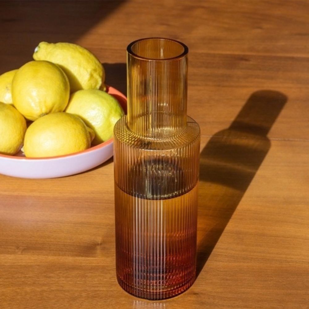 30681: RETRO RIBBED GLASS CARAFE 850ML - AMBER - Image 2